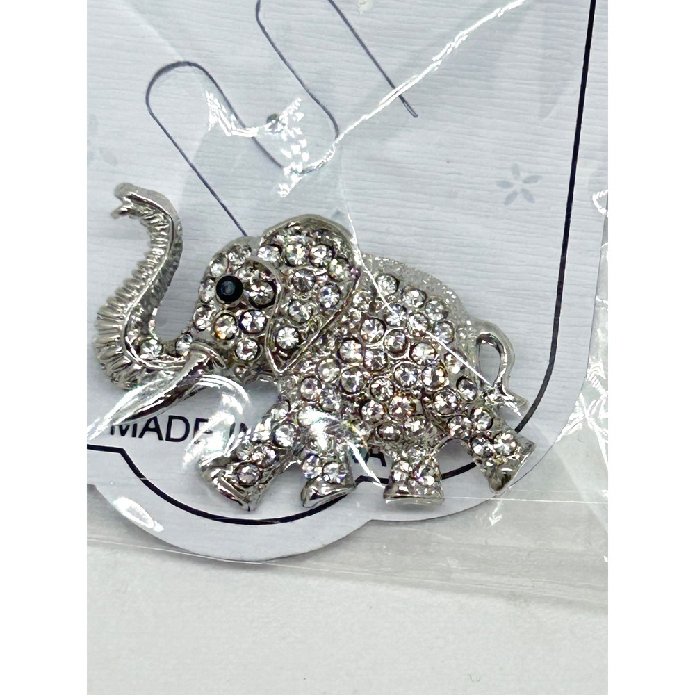 Fashion Jewelry Silver Tone Rhinestone Elephant Brooch Pin Lucky Trunk Up New